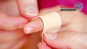 Mơ Bị Đứt Tay